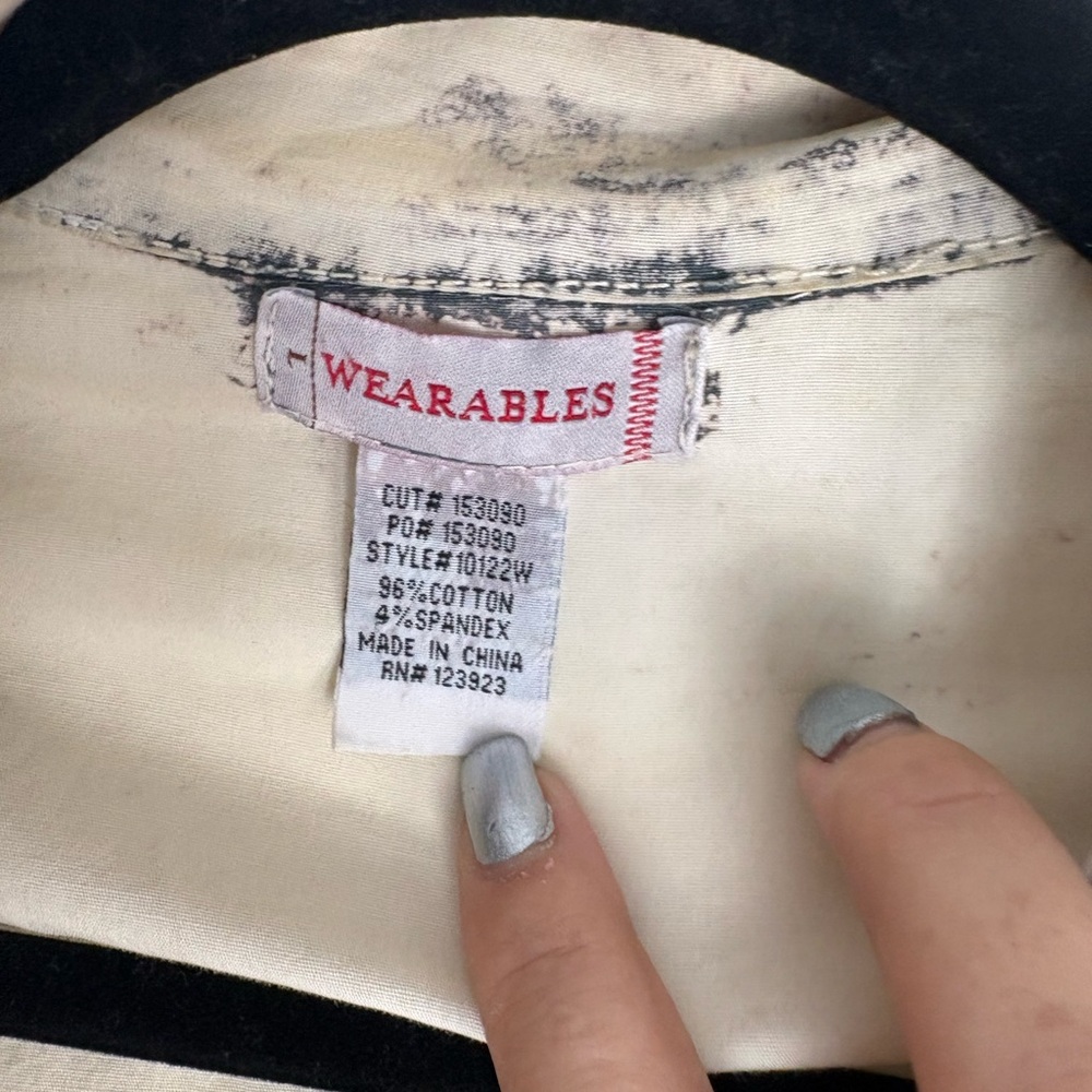 Wearables distressed looking light jacket - Picture 3 of 8